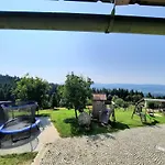In Near Bavarian Forest * נוירייכנאו